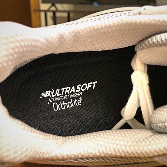 New Balance M990V5 Grey - 8.5 New with Box - Picture 5 of 9